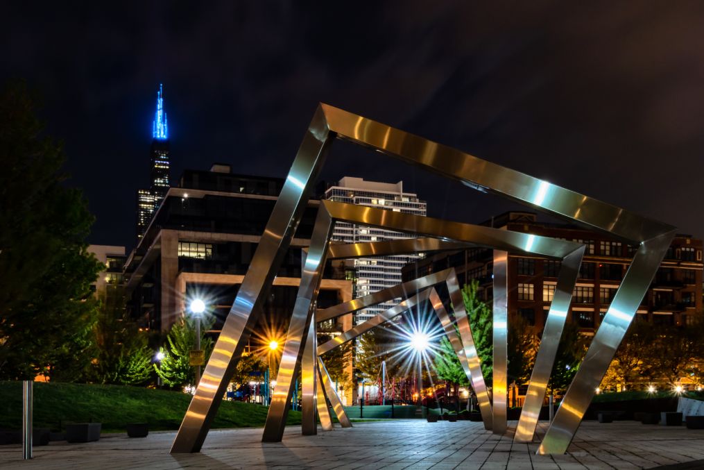 West,Loop,,Chicago-may,17,,2019:,Night,Scene,In,Chicago,West