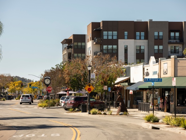 Vista, California, USA - February 13, 2022: Afternoon sunlight shines on the downtown district of Vista.