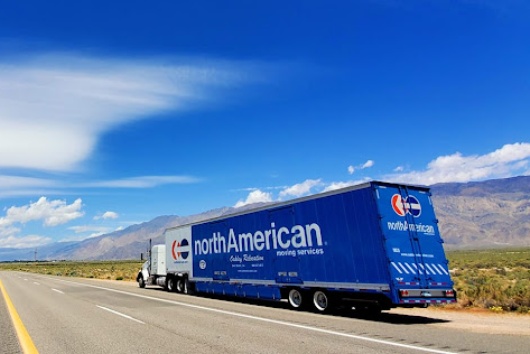 North American trailer on the road: Atlas Allied movers